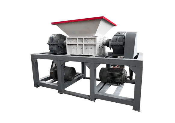 Double axis shredder